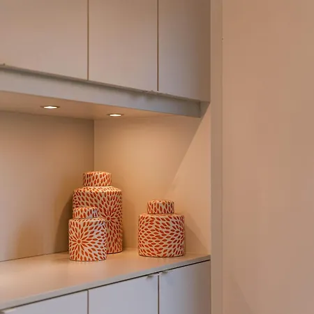 Huswell - Cozy With Garden Apartment